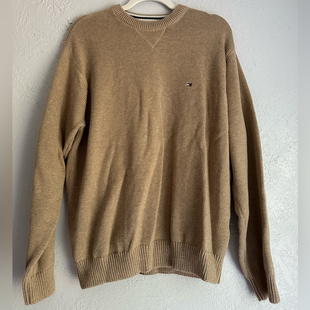 Men’s XL Tan Tommy Hilfiger Sweater
